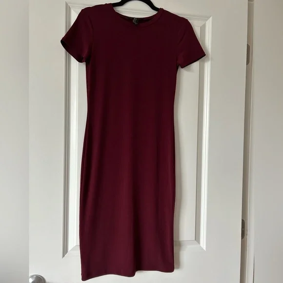 Forever 21 | Dresses | Wine Red Burgundy Bodycon Short Sleeve Midi Dress Size S | Poshmark Forever 21 | Dresses | Wine Red Burgundy Bodycon Short Sleeve Midi Dress Size S | Poshmark